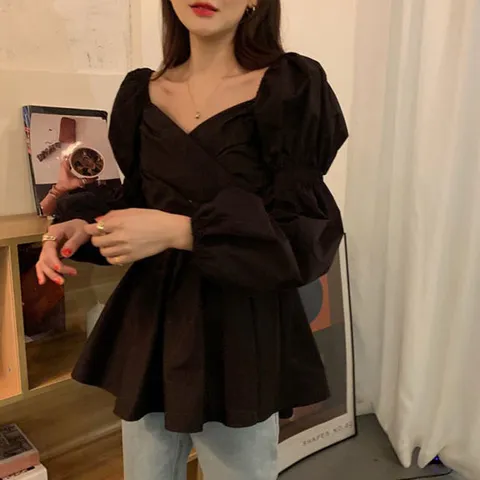 슈팅스타 / 브이넥 퍼프소매 A라인 여성스러운 블라우스