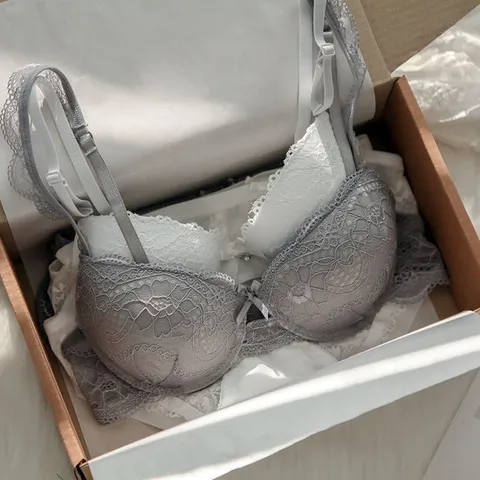 (선물세트) 나이로비 비안코 브라2+팬티4+선물포장 여성속옷세트