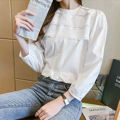 [유니제이] 오치드 펀칭 레이스 블라우스
