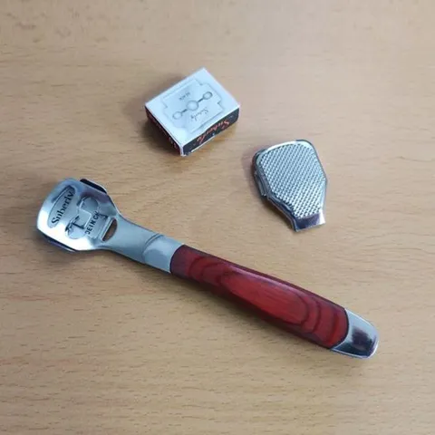 발각질 제거기- 칼날 10개 증정 발관리