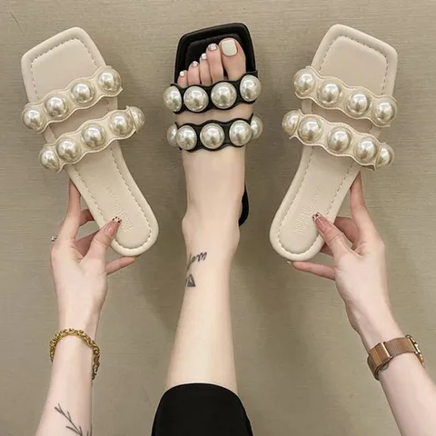 [이쁘다] 빅 진주 스퀘어 플랫샌들