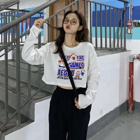 여성티셔츠 러블리 캐릭터 크롭 긴팔 티셔츠 HH B74