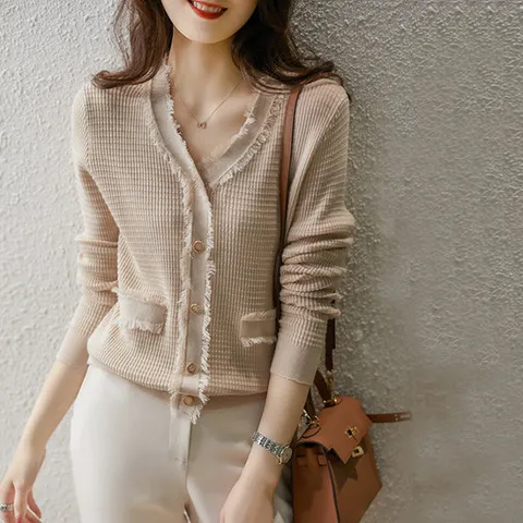 [이쁘다] 민먼 트위딩 격자 단추니트