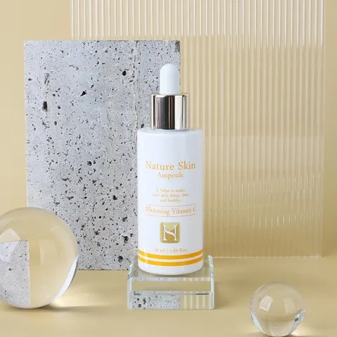 푸드어홀릭 네이처 스킨 앰플 50ml 화이트닝 비타민C /미백기능성 생기세럼 비타민에센스