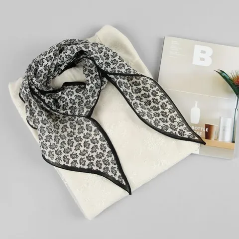 [베네]울실크 페이즐리 마름모 스카프