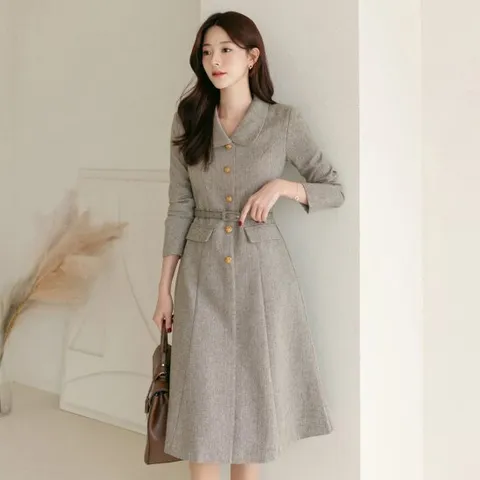 [시크라인] 샌디아 로우카라 골드버튼 헤링본 원피스