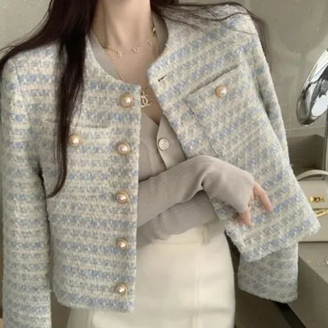 CWAJ2369 진주단추 노카라 트위드 자켓 간절기 숏 자켓