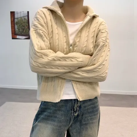 [투웨이/아방핏]멜로우 하이넥 꽈배기 니트집업 가디건