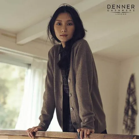 [신세계]데너 몽골리안 캐시미어100 아이비 하프 코트