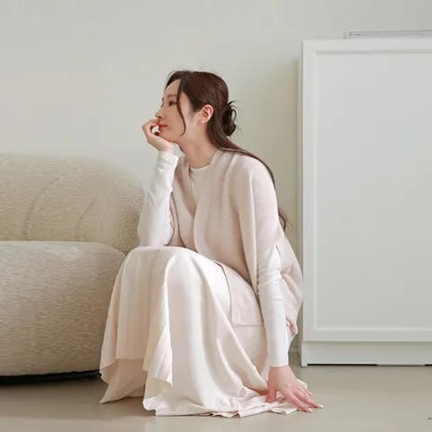 [르포엠]울100 홀가먼트 버튼리스 케이프 가디건