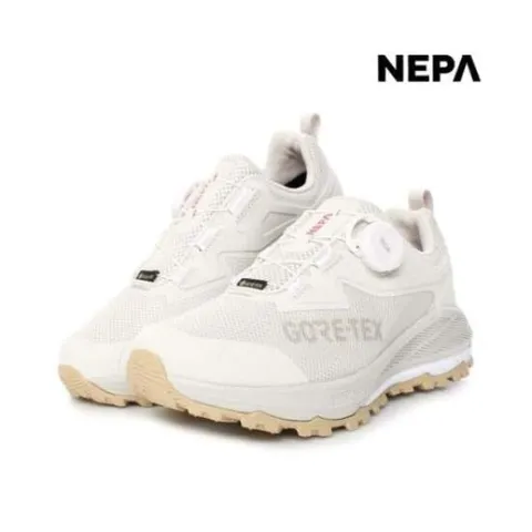 [네파 (행사)]여성 발이편한 방수 고어텍스 보아 트래킹화/등산화 7JC7622 7J27622