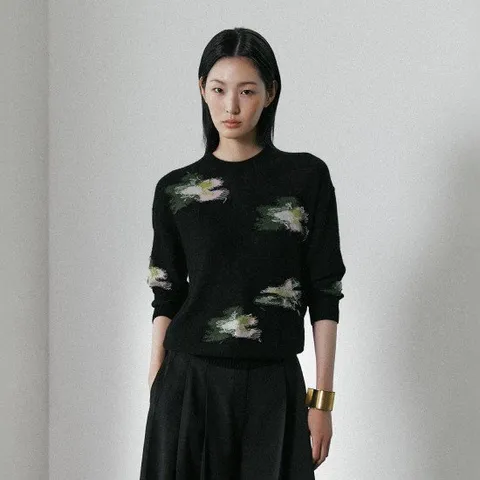 르네크루 25FW 플라워 인타샤 아트 풀오버