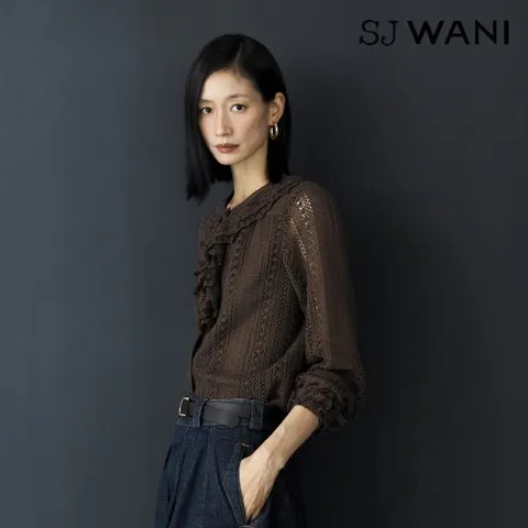 SJ와니 26FW 꾸띄르 레이스 니팅 블라우스 1종
