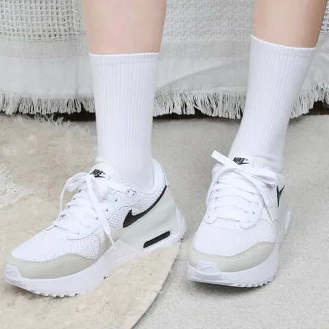 [무료배송] 여성 긴목 스쿨삭스 무지양말 10켤레 장목 화이트 블랙 학생양말 여자 면 크루삭스 발장난양말