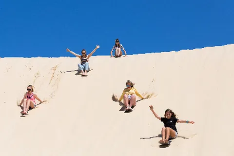 출발확정 [호주로맨틱둘이서] 시드니 7일 커플여행 4성급호텔 시드니시내호텔 자유일정포함 오페라하우스내부 블루마운틴 시닉3종 포트스티븐스 사막체험 돌핀크루즈 디너크루즈 대한항공 인천