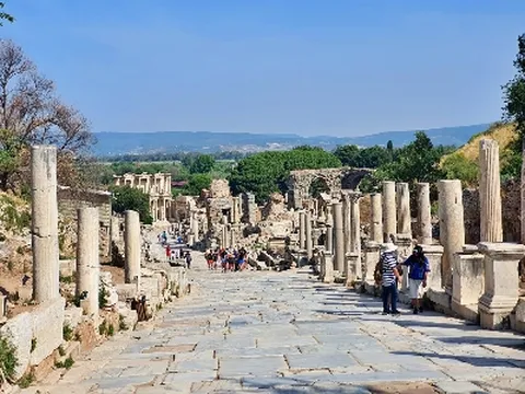 [출발확정 B] 튀르키예(터키) 일주 9일 이스탄불 시내호텔 1박 국내선2회 루프탑&해안절벽 레스토랑 월드체인호텔 3박 삼순&아마시아관광 터키항공 인천출발