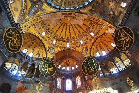 튀르키예(터키) 일주 9일 이스탄불 시내호텔 1박 국내선2회 루프탑&해안절벽 레스토랑 월드체인호텔 3박 삼순&아마시아관광 국제선항공권별 이스탄불출발