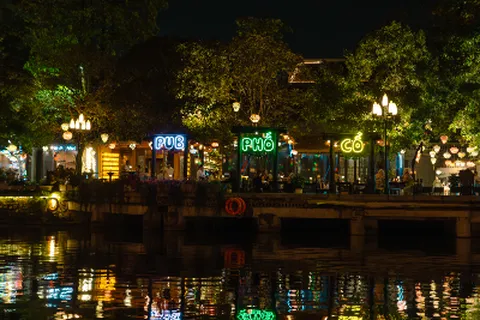 하노이/닌빈 5일 하노이의 재발견 쿠킹클래스 유네스코세계유산 짱안보트투어 전신마사지90분 호아루야경 5성급호텔 푸드트럭 베트남항공 부산출발