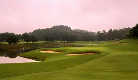 [대구출발] 하노이 골프+관광 6일 다색골프 18홀 3회 롱비엔CC 외 2곳 모벤픽OR센트럴 하룽베이(5성급) 하롱베이 데이크루즈&뷔페 하노이관광 전신마사지 60분 티웨이항공 대구