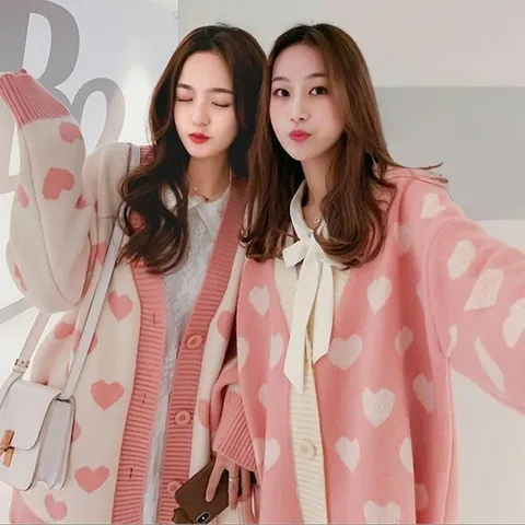 [하프클럽/다잇템]여자 데이트룩 하트패턴 귀여운 FW 가디건