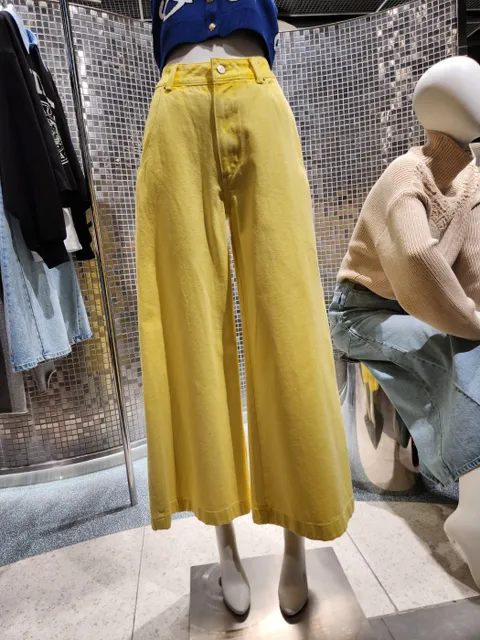 [현대백화점] [SJYP] PW2E1NPC0100 롱 라인 포켓 와이드핏 데님 팬츠 +할인쿠폰