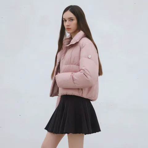 [현대백화점] [에고이스트] ER4NZ064 셔링 디테일 볼륨 다운점퍼 (25년 겨울)(구매고객 *체크미니크로스백* 사은품 증정 )