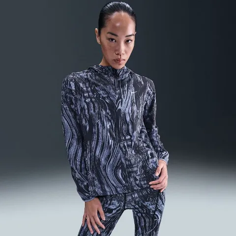 나이키바람막이 WQS IM0362-499 스위프트 여성 리펠 UV 프린트 러닝 재킷 +할인쿠폰