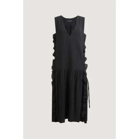 [현대백화점] [럭키슈에뜨] 슬리브리스 원피스 LYDAW25120BKX