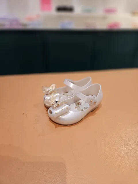 [현대백화점] 토박스 미니멜리사 키즈 (150~190사이즈) 울트라걸 스타 샌들 아동 젤리슈즈 MSKCE2TSUS11 MSKCE2TSUS11WHT