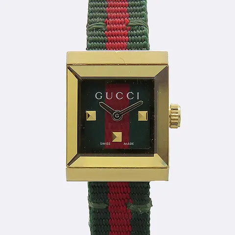 [중고] 구찌 YA128529 128.5 스퀘어 금장 스틸 3포인트 금장 디테일 삼색 밴드 여성용 쿼츠 시계 K29625GU +할인쿠폰