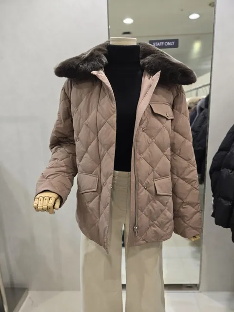 [현대백화점] ab.f.z@ 탈부착 토끼털카라 거위털 패딩자켓 (AEA1FFD1) +할인쿠폰