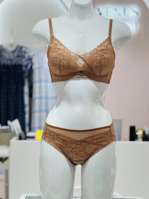 [현대백화점] 비너스 25aw애쉬 메모리 여성 브래지어 빅사이즈브라 다리레이스팬티세트 VBR9000AB9000A