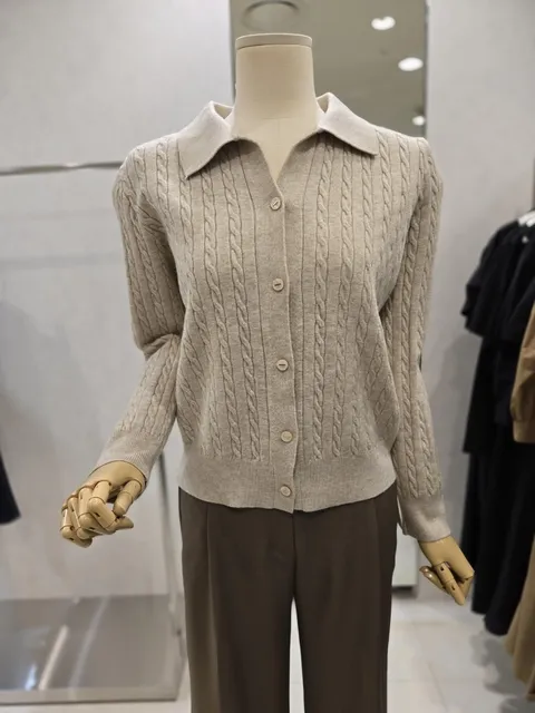 [현대백화점] ab.f.z@ 36꽈베기 브이 카라 가디건 (AEZ4HY36) +할인쿠폰