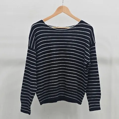 [샵앤] 여성 리브넥 배색 단가라 루즈핏 긴팔 니트 티셔츠 SIU-WKN-4940-네이비 +할인쿠폰