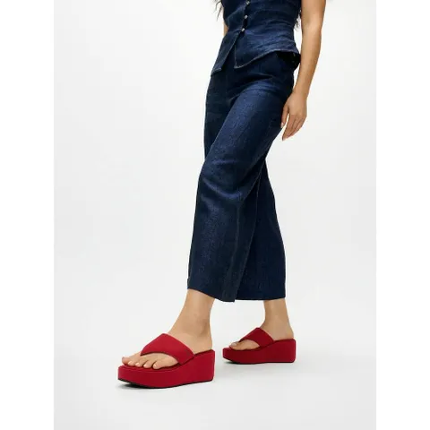 [핏플랍][공식]여성 플랫폼 웨지 토포스트 샌들  번트 베리 FT64K2T326