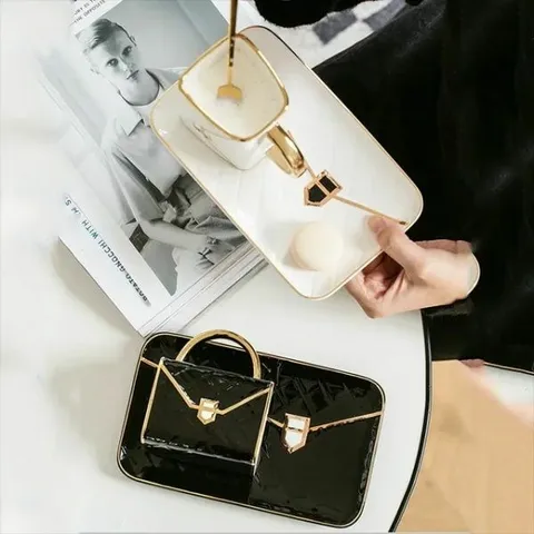 오리엔탈무드 퀼팅 명품백 도자기 머그 접시 숟가락 1인 세트