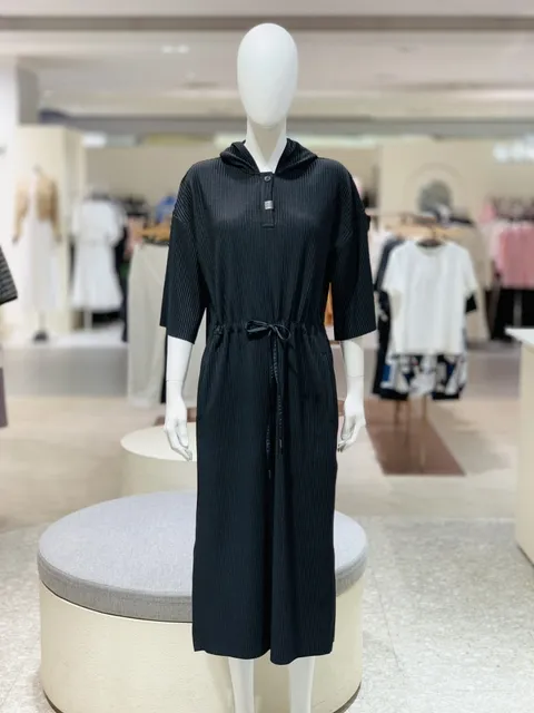 [현대백화점] [더레노마] 플리츠 후드 원피스 (R2F32JOP610 B)