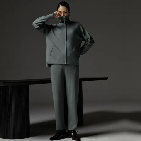 [런칭가89900원]J BY 어반 니트슈트 2종 - 현대Hmall