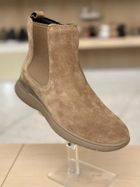 [현대백화점] R 락포트 RW0280 토탈모션 세이지 데브 투버클 스트랩 여성 아몬드 토 앵클 부츠(3CM) +할인쿠폰