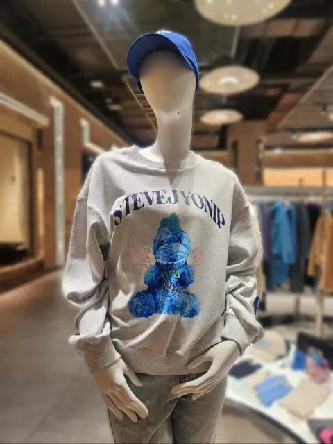 [현대백화점] [SJYP] PW2F1TTO609W STEVE J YONI P 다이노 맨투맨 +할인쿠폰