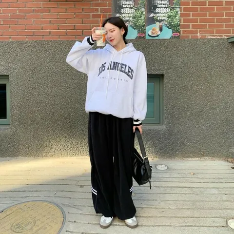 [하프클럽/다잇템]여자 FW 보온 박시핏 영어 박스 후디 티셔츠