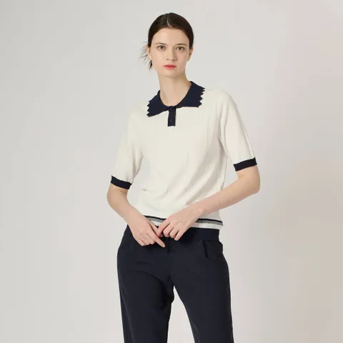 15.[BCBG] 카라 케이블 니트 탑 B4M4K472