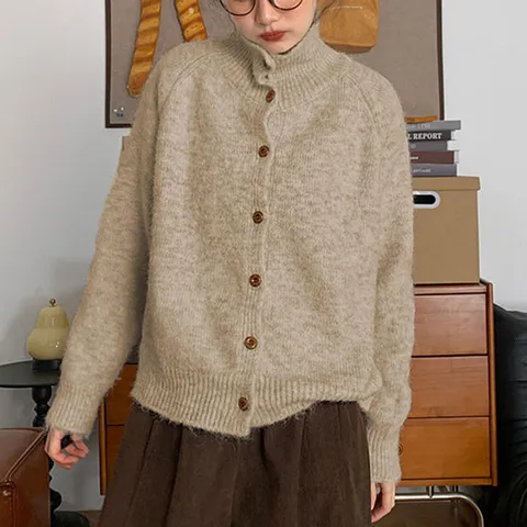 [유어하젤] 플리 터틀넥 보카시 니트 가디건_F4235