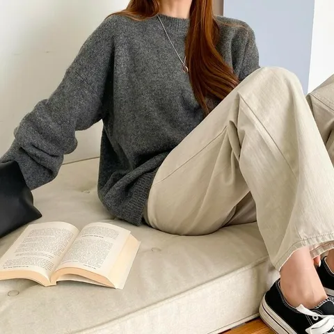 [하프클럽/옷자락]여자 보카시 오버핏 기본 라운드넥 간절기 긴팔 니트