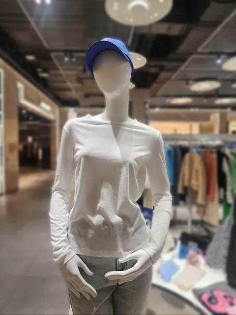 [현대백화점] [SJYP] PW2F1TTOE17W 에센셜 라운드넥 저지 탑 +할인쿠폰