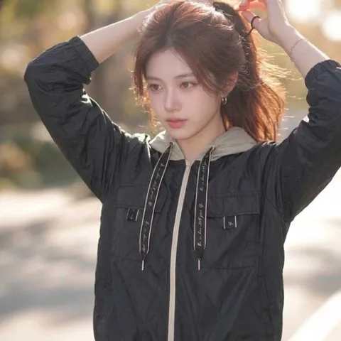 아델라이크 플랩 투포켓 테이프 포인트 후드점퍼 파크골프옷 빅사이즈 여성골프웨어 당일발송 봄자켓  +할인쿠폰