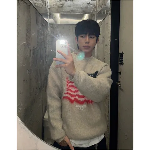 [하프클럽/다잇템]다잇템 성조기 모헤어 앙고라 브러쉬 라운드 오버핏 니트