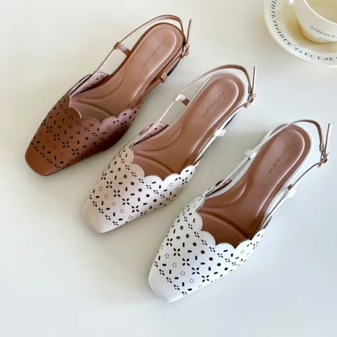 여자 슬링백 가죽 펀칭 무지컬러 사각앞코 샌들 +할인쿠폰