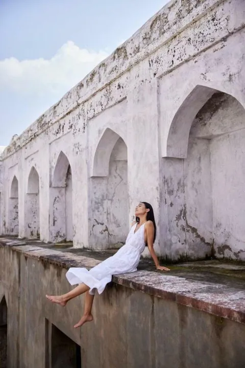 해외배송 CQC LA 미디 원피스 Cqc La 손자수 코스 드레스 +할인쿠폰