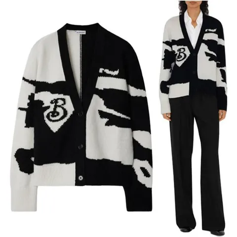 버버리 EKD 로고 인타르시아 여성 가디건 8096339 C1268 +할인쿠폰